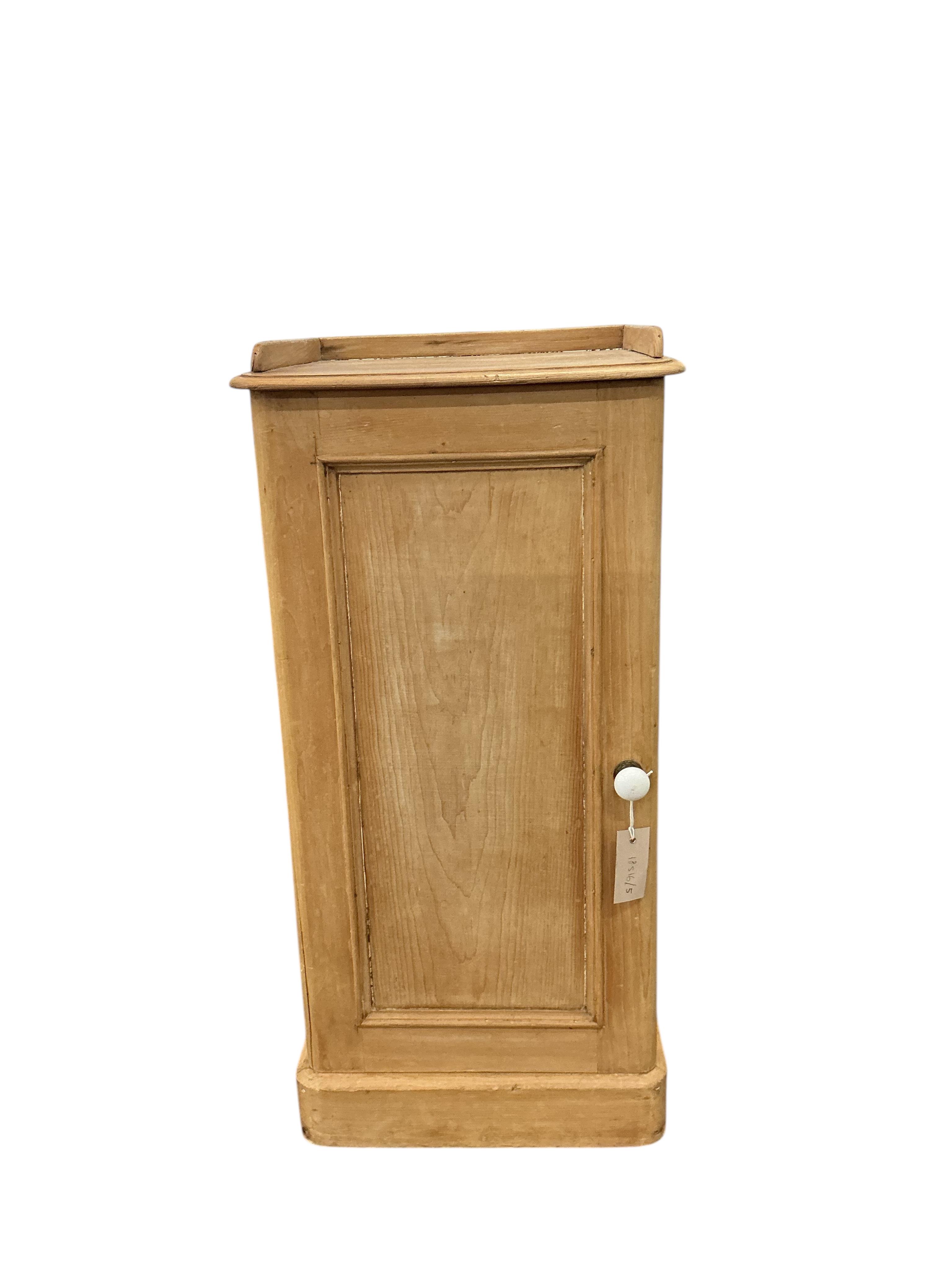 A Victorian pine bedside cabinet, width 39cm, depth 34cm, height 81cm